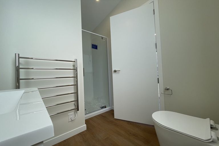 Photo of property in 392a Cambridge Terrace, Naenae, Lower Hutt, 5011