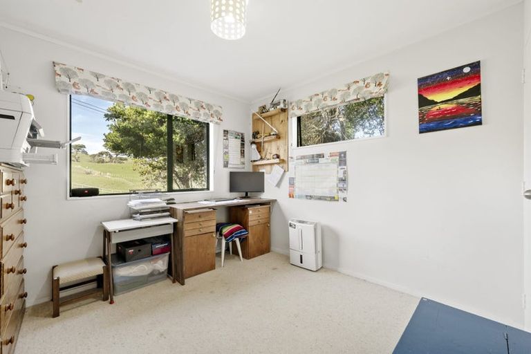 Photo of property in 609 Ohariu Valley Road, Ohariu, Wellington, 6037