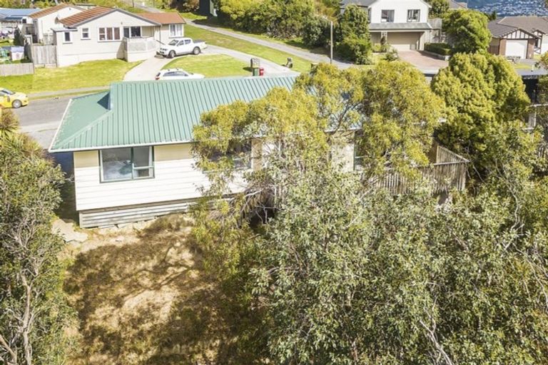 Photo of property in 2 Doncaster Terrace, Ascot Park, Porirua, 5024