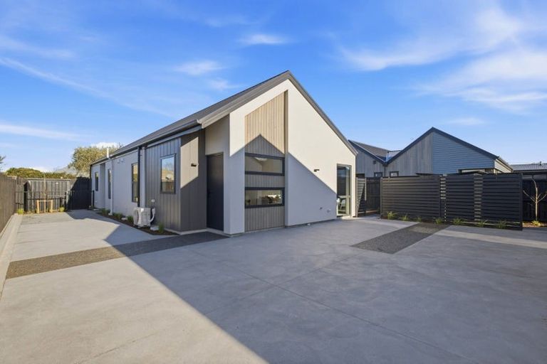 Photo of property in 2/4 Evatt Street, Bryndwr, Christchurch, 8053