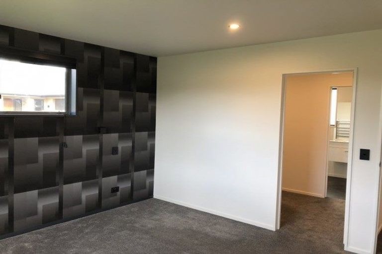 Photo of property in 6 Dingle Street, Lake Hawea, 9382