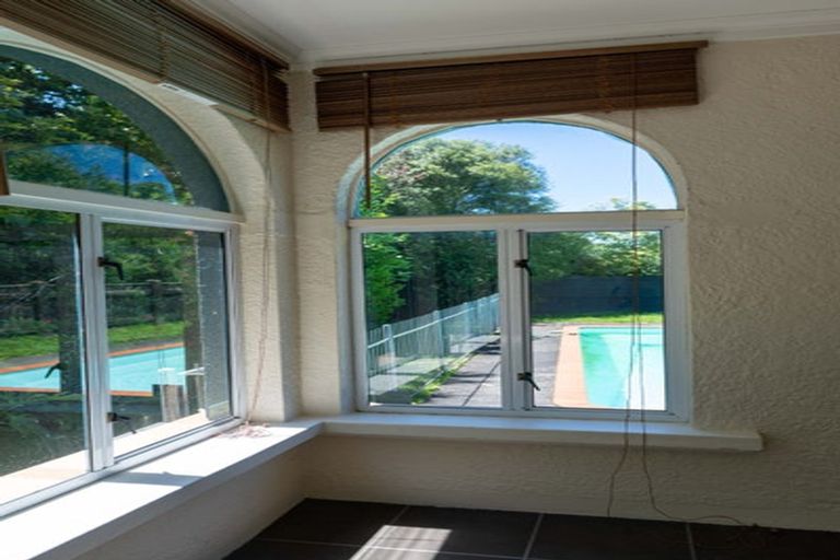 Photo of property in 65 Havelock Road, Havelock North, 4130