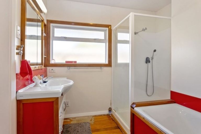 Photo of property in 340 Marine Parade, New Brighton, Christchurch, 8061