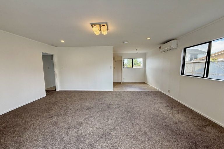 Photo of property in 2/2 Esperanto Road, Papatoetoe, Auckland, 2025