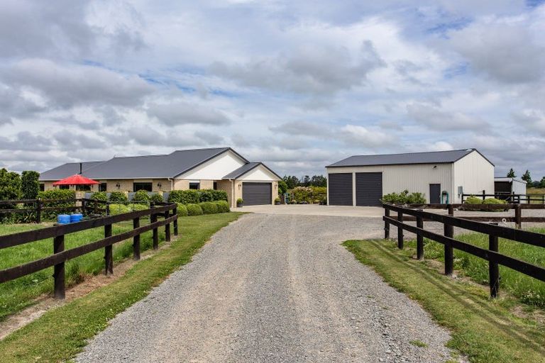 Photo of property in 967 North Eyre Road, West Eyreton, Rangiora, 7475