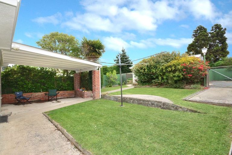 Photo of property in 70 Aberdeen Road, Saint Clair, Dunedin, 9012