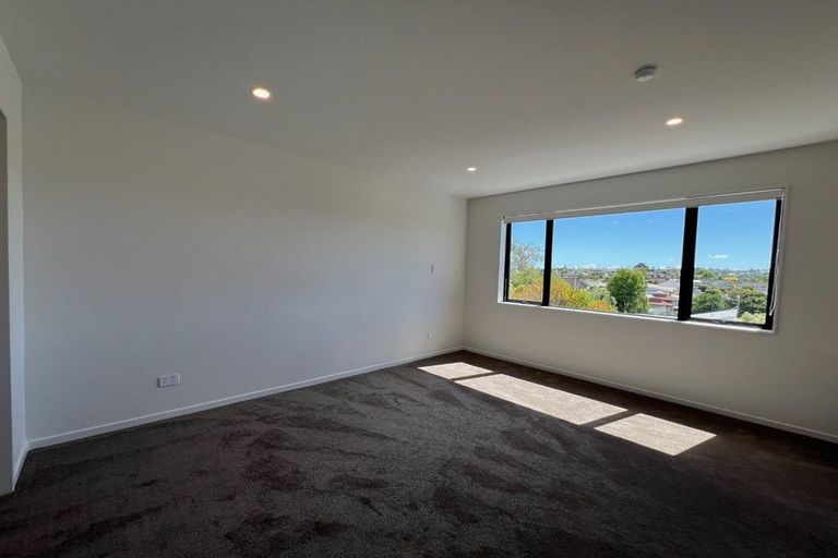 Photo of property in 6 Firth Road, Torbay, Auckland, 0630