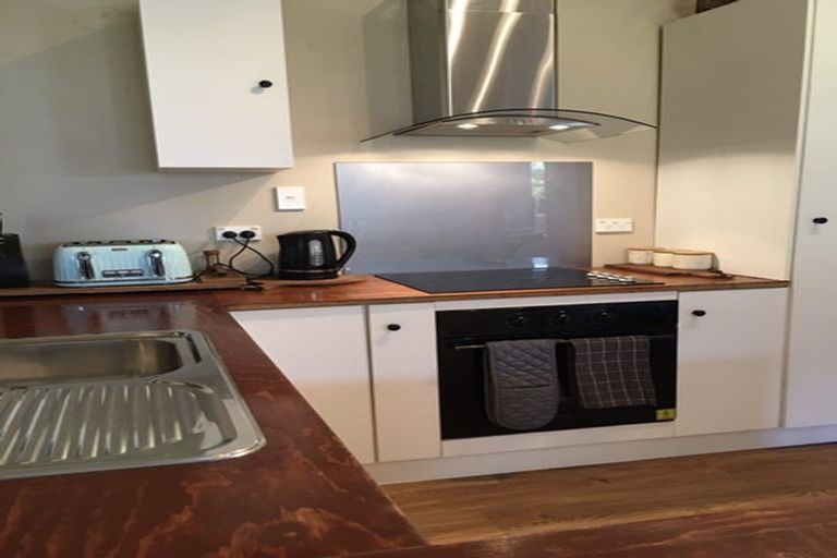 Photo of property in 81987 State Highway 2, Pahiatua, 4984