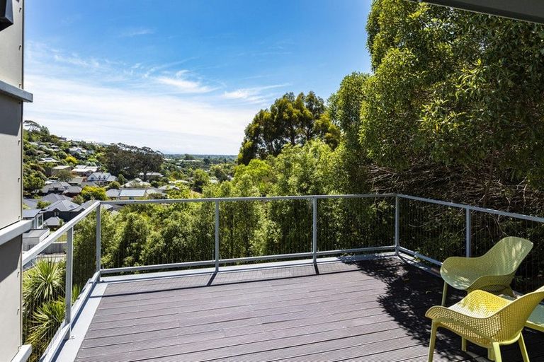 Photo of property in 1 Stonehaven Terrace, Hillsborough, Christchurch, 8022