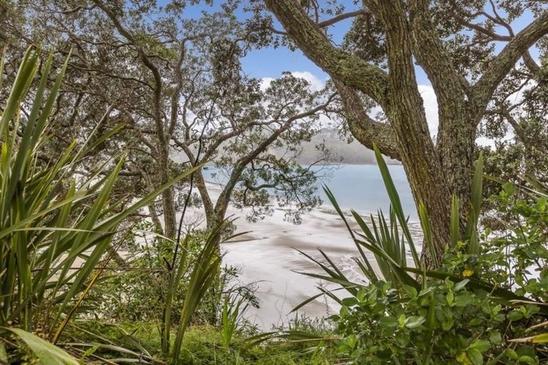 Photo of property in 2/541 Hibiscus Coast Highway, Hatfields Beach, Orewa, 0931