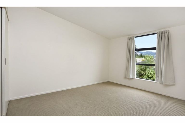 Photo of property in 4 Rochdale Way, Stoke, Nelson, 7011