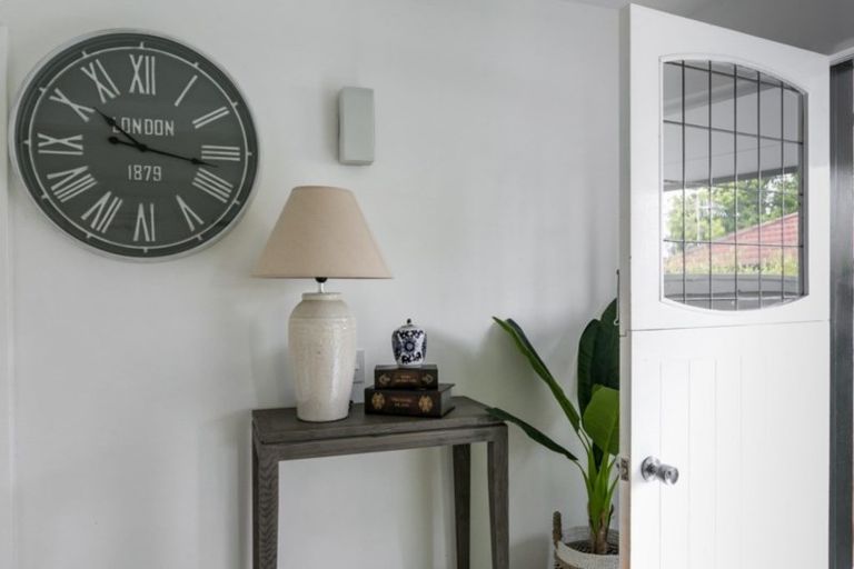 Photo of property in 11 Shortland Place, Havelock North, 4130