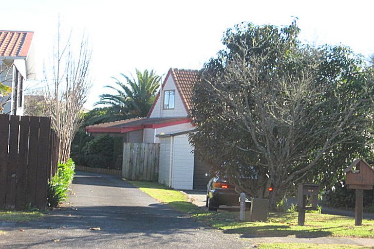 Photo of property in 1/115 Wattle Farm Road, Wattle Downs, Auckland, 2103