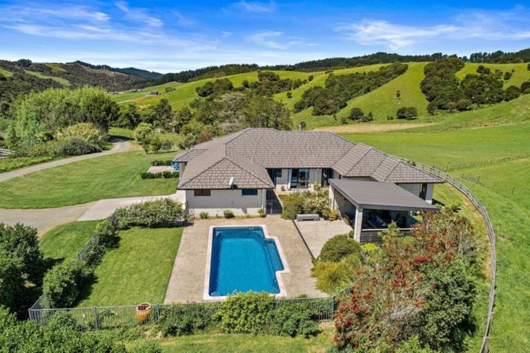 Photo of property in 42 Rauhori Road, Makarau, Kaukapakapa, 0873