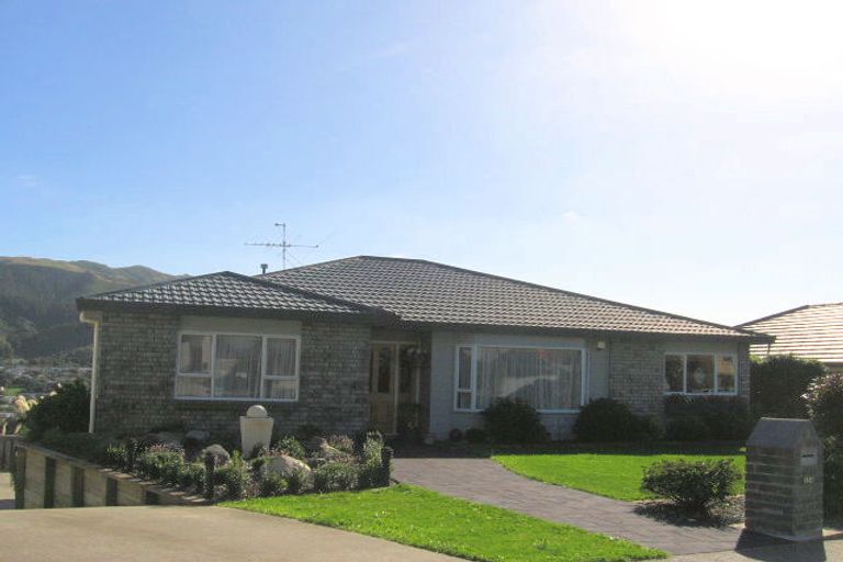 Photo of property in 114 Woodman Drive, Tawa, Wellington, 5028