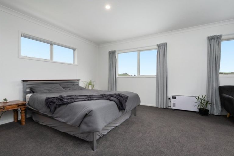 Photo of property in 16 Antrim Glade, Welcome Bay, Tauranga, 3175
