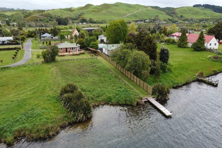 Photo of property in 11b Te Wirihana Road, Mourea, Rotorua, 3074