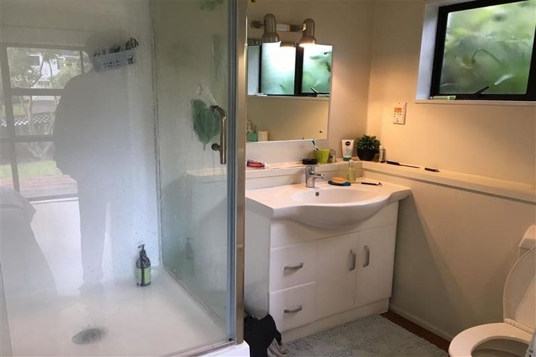 Photo of property in 30 Elmira Place, Browns Bay, Auckland, 0630