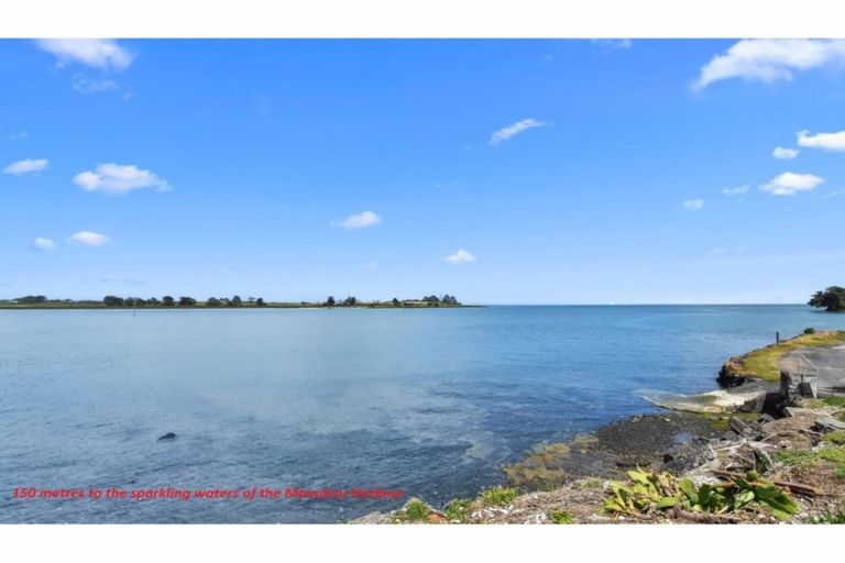 Photo of property in 13a Lawson Way, Weymouth, Auckland, 2103