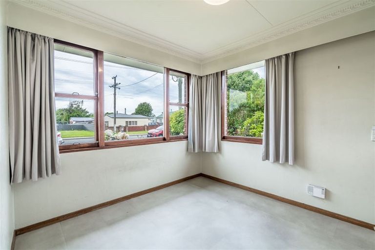 Photo of property in 33 Moa Street, Waikiwi, Invercargill, 9810