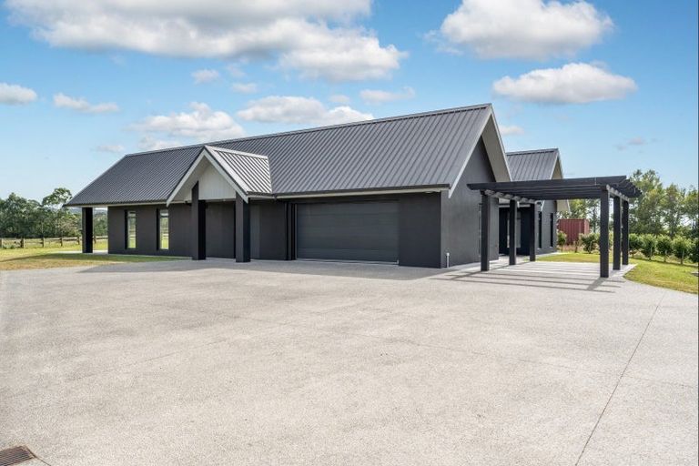 Photo of property in 22 Riverside Way, Clevedon, 2585