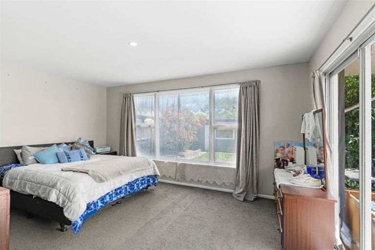 Photo of property in 37 Sparks Road, Hoon Hay, Christchurch, 8025