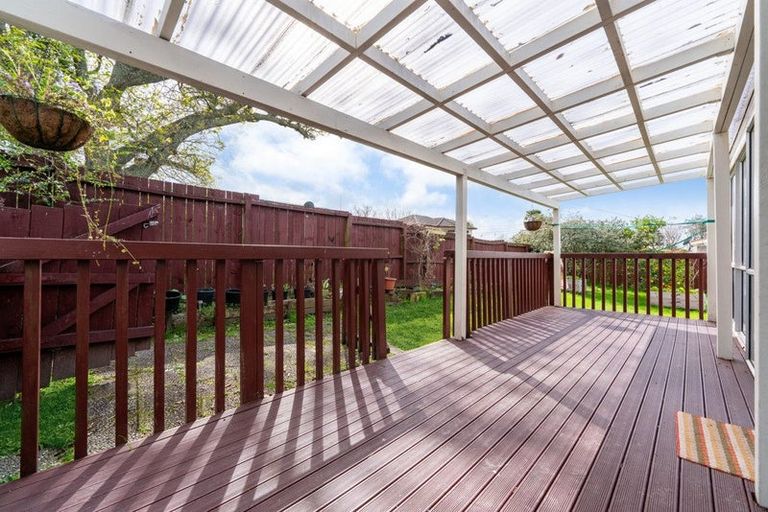 Photo of property in 1/255 Swanson Road, Henderson, Auckland, 0610