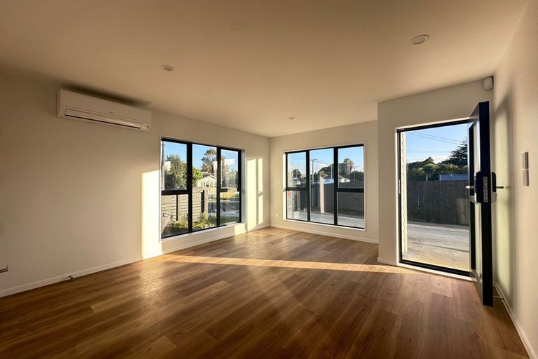 Photo of property in 11a Percival Street, Manurewa, Auckland, 2102