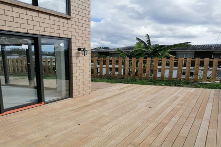 Photo of property in 117a Henderson Valley Road, Henderson, Auckland, 0612