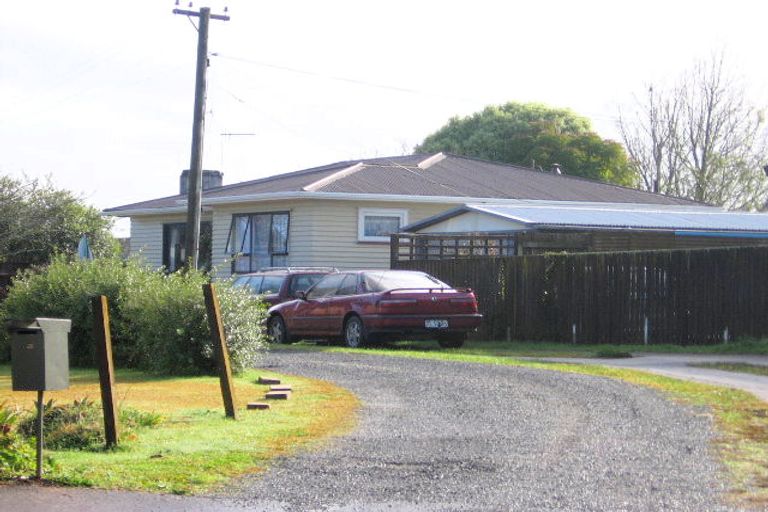 Photo of property in 35 Pollen Crescent, Melville, Hamilton, 3206