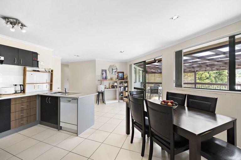 Photo of property in 21 Cartmel Avenue, Massey, Auckland, 0614