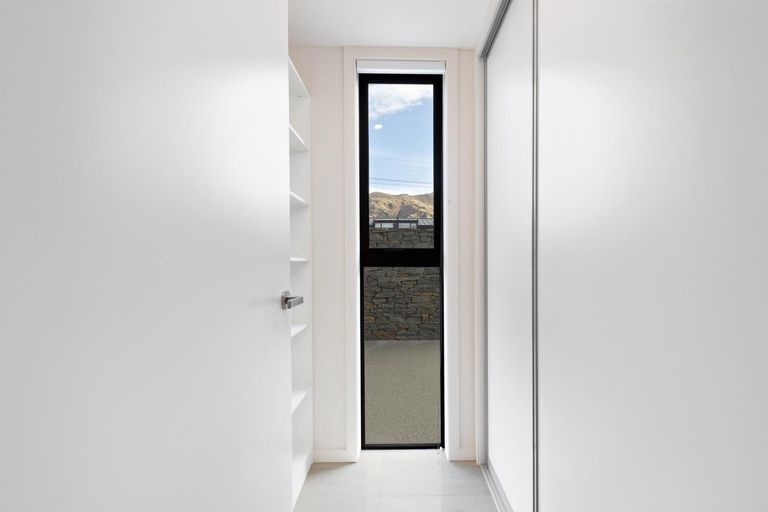 Photo of property in 46b Dungarvon Street, Wanaka, 9305