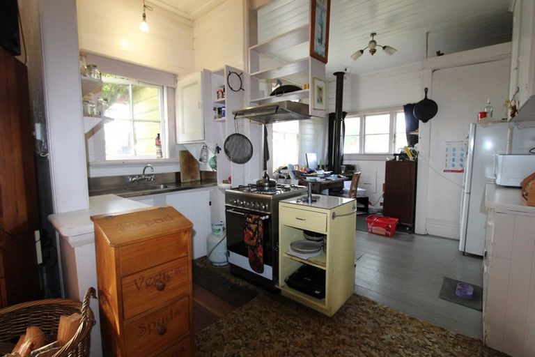 Photo of property in 52 Tyndall Street, Pahiatua, 4910