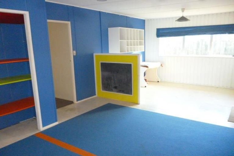 Photo of property in 52 Kurnell Drive, Botany Downs, Auckland, 2010