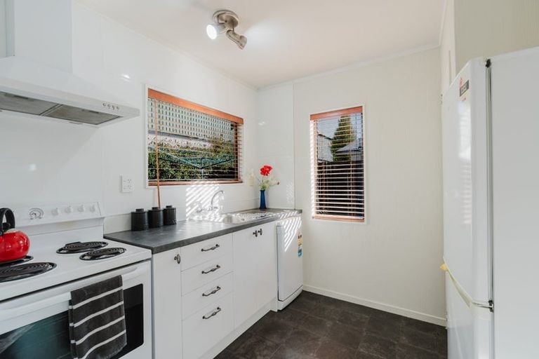 Photo of property in 9f Cameron Road, Hamilton East, Hamilton, 3216