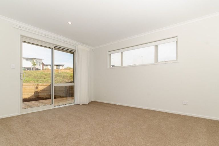Photo of property in 1 Komarohi Road, Snells Beach, 0920