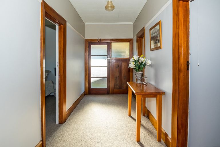 Photo of property in 25 Opie Street, Waimate, 7924