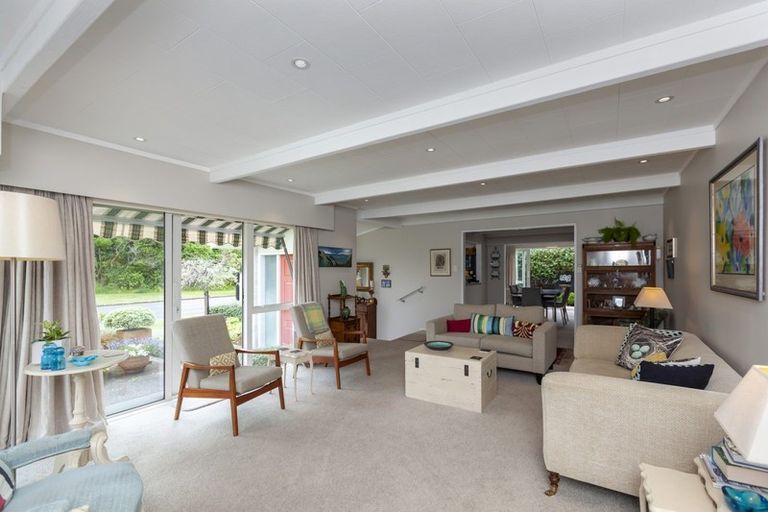 Photo of property in 82 Rimu Street, Waikanae, 5036