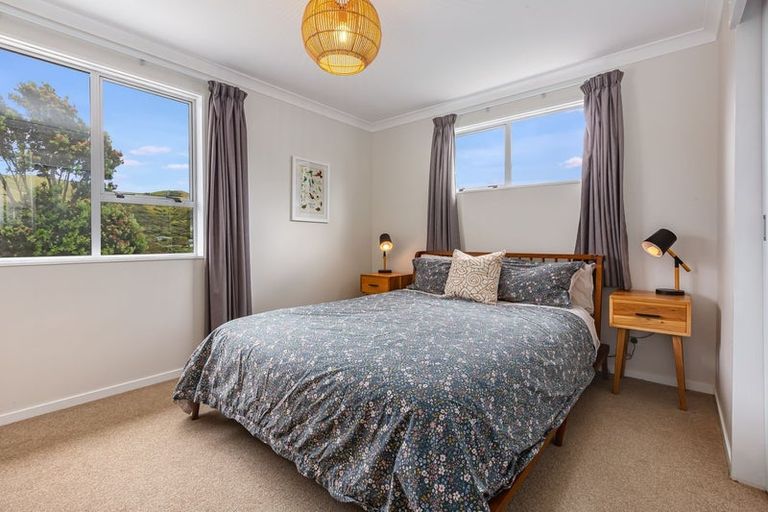 Photo of property in 73 Sea Vista Drive, Pukerua Bay, 5026