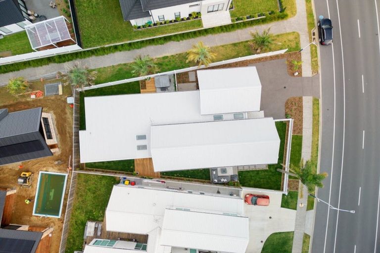 Photo of property in 24 Montiicola Drive, Papamoa Beach, Papamoa, 3118