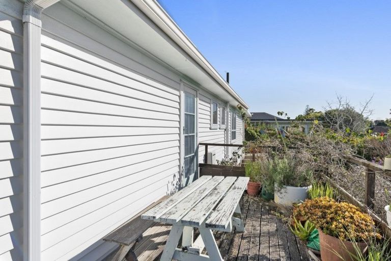 Photo of property in 2/39 Hart Road, Hauraki, Auckland, 0622