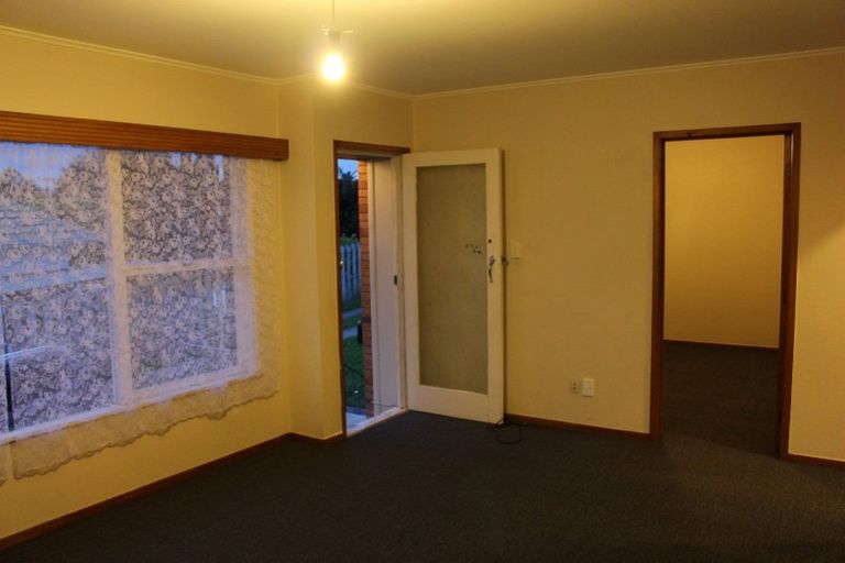 Photo of property in 2/187 Lake Road, Belmont, Auckland, 0622