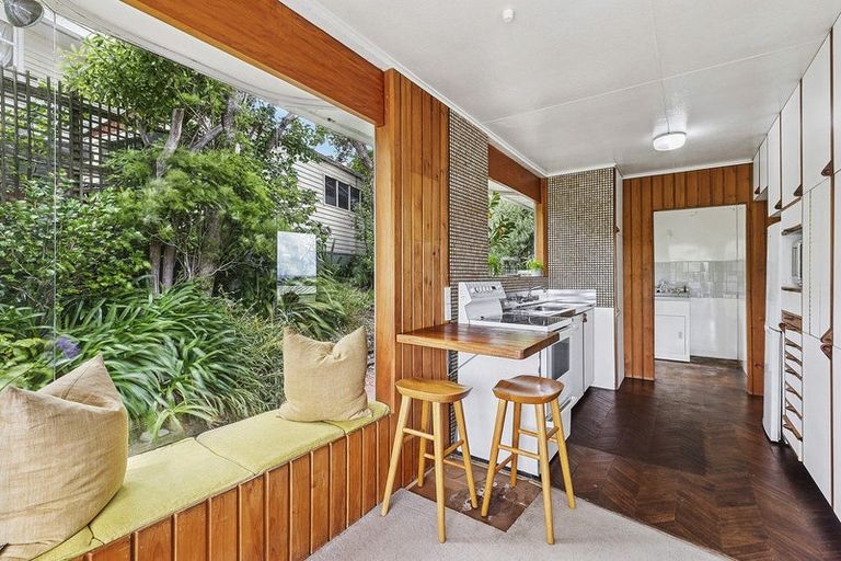 Photo of property in 15 Spur Grove, Titahi Bay, Porirua, 5022