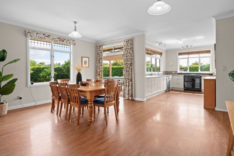 Photo of property in 15 Twin Oaks Drive, Tamahere, Hamilton, 3283