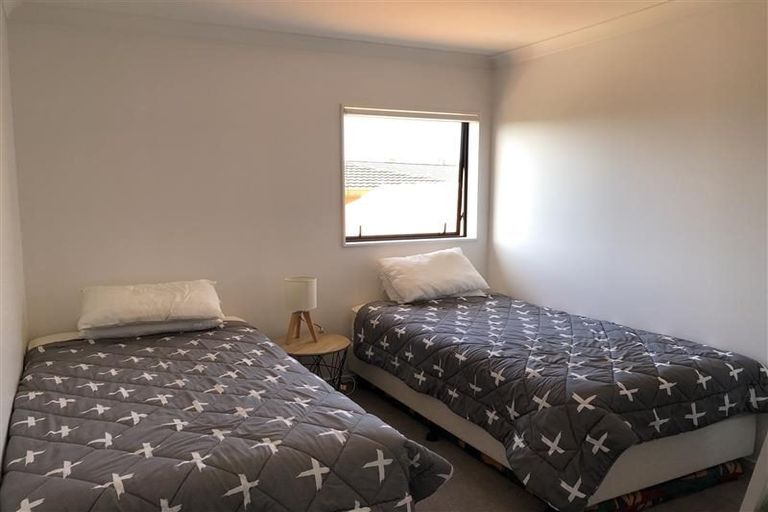 Photo of property in 29a Bay Street, Red Beach, 0932