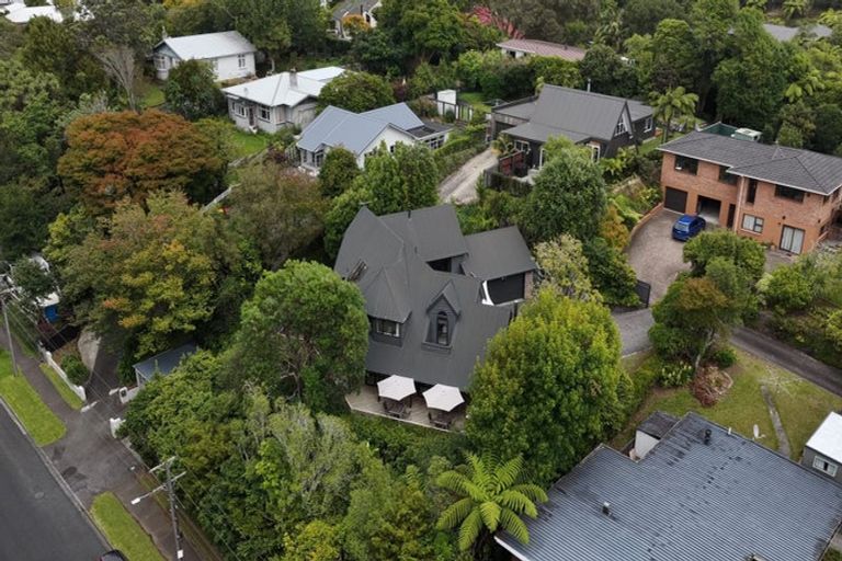 Photo of property in 38 Brooklands Road, Brooklands, New Plymouth, 4310