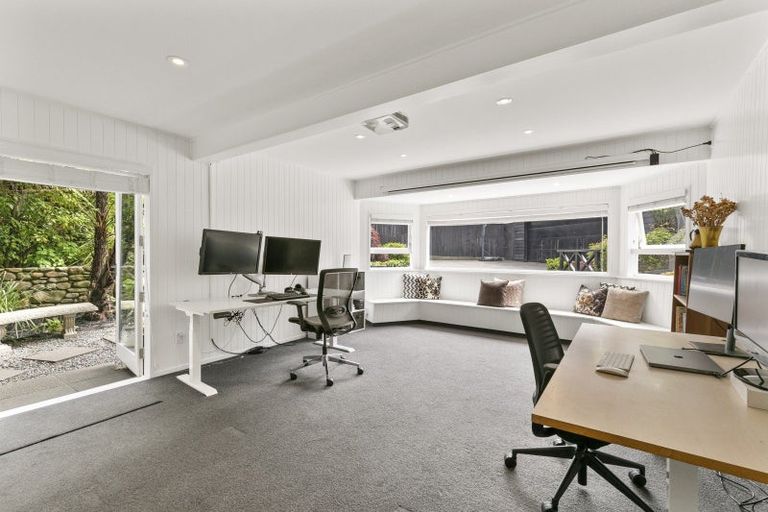 Photo of property in 17a Delhi Crescent, Khandallah, Wellington, 6035