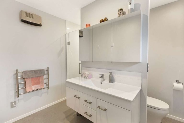 Photo of property in 5 Denton Street, Amberley, 7410