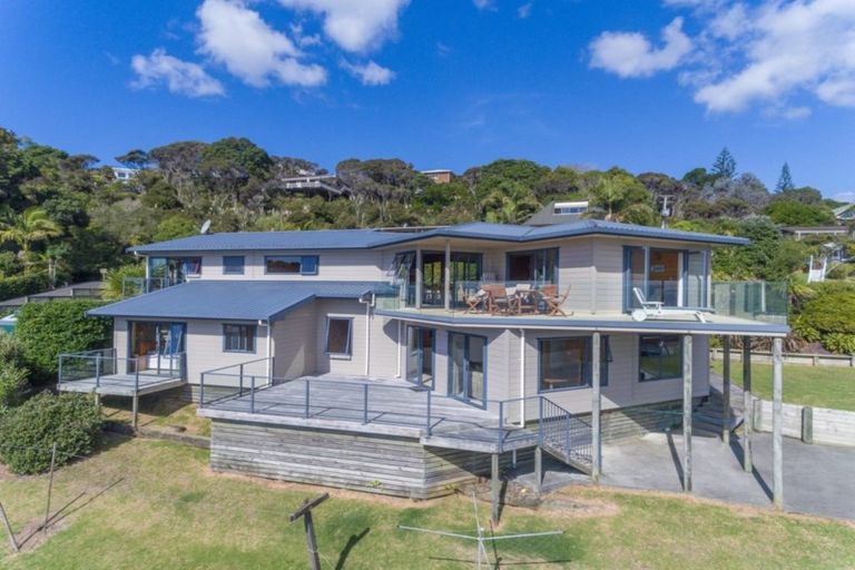 Photo of property in 4 Kotare Drive, Coopers Beach, 0420