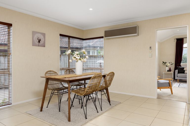 Photo of property in 19 Popata Close, Papamoa Beach, Papamoa, 3118